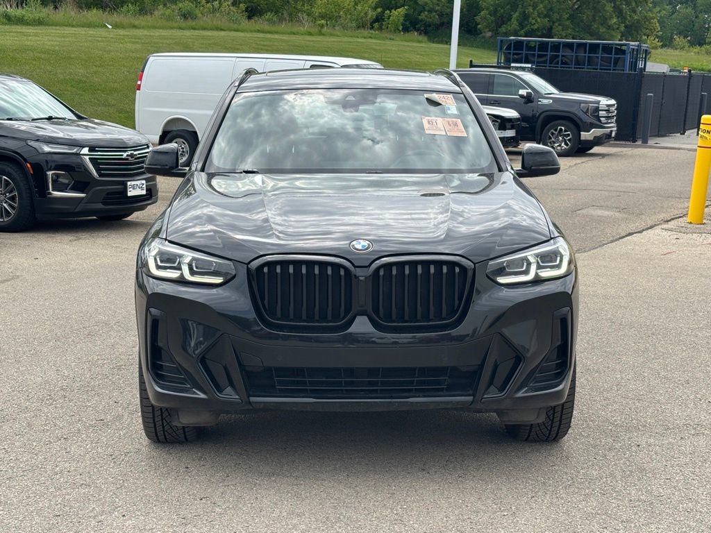 Used 2022 BMW X3 xDrive30i AWD/4WD image 2
