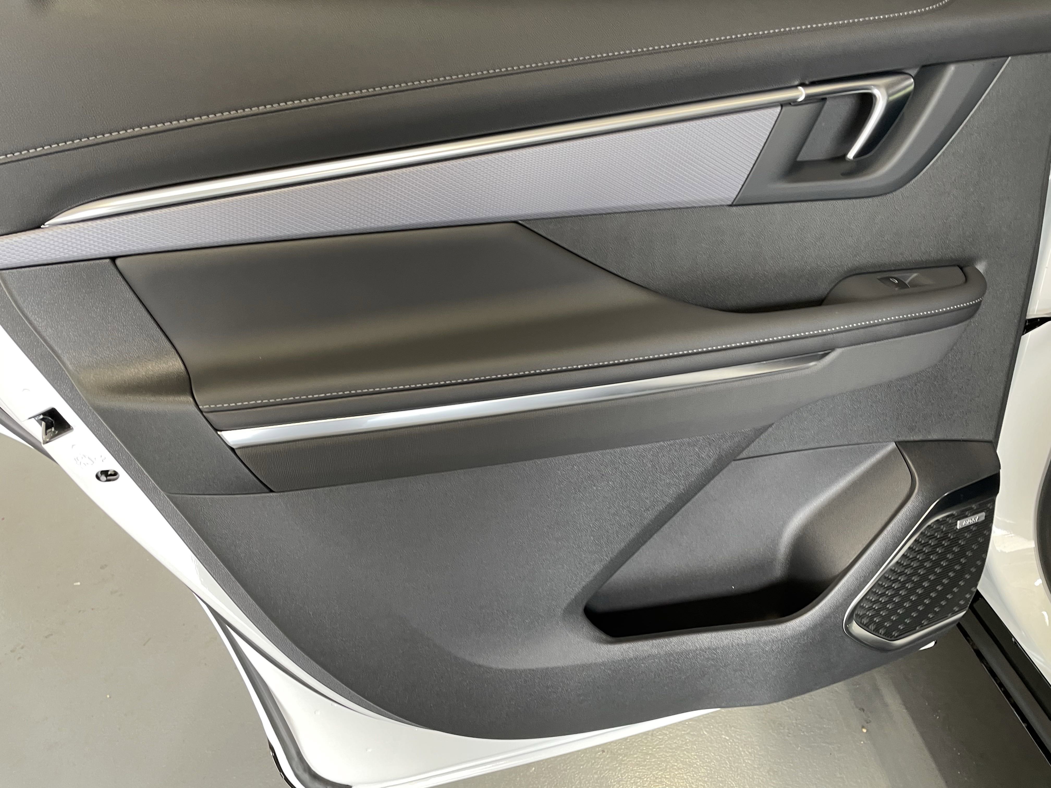 New 2026 Buick Enclave Sport Touring w/ Power Package image 10