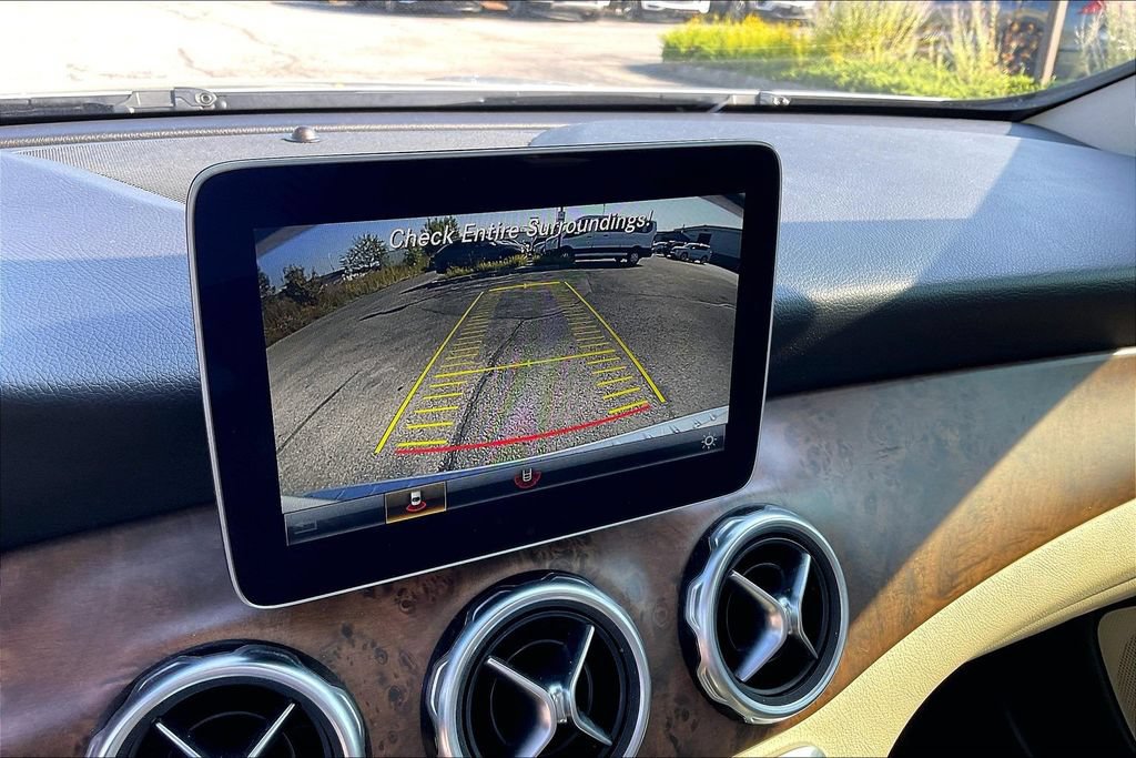 Used 2020 Mercedes-Benz GLA 250 4MATIC image 20