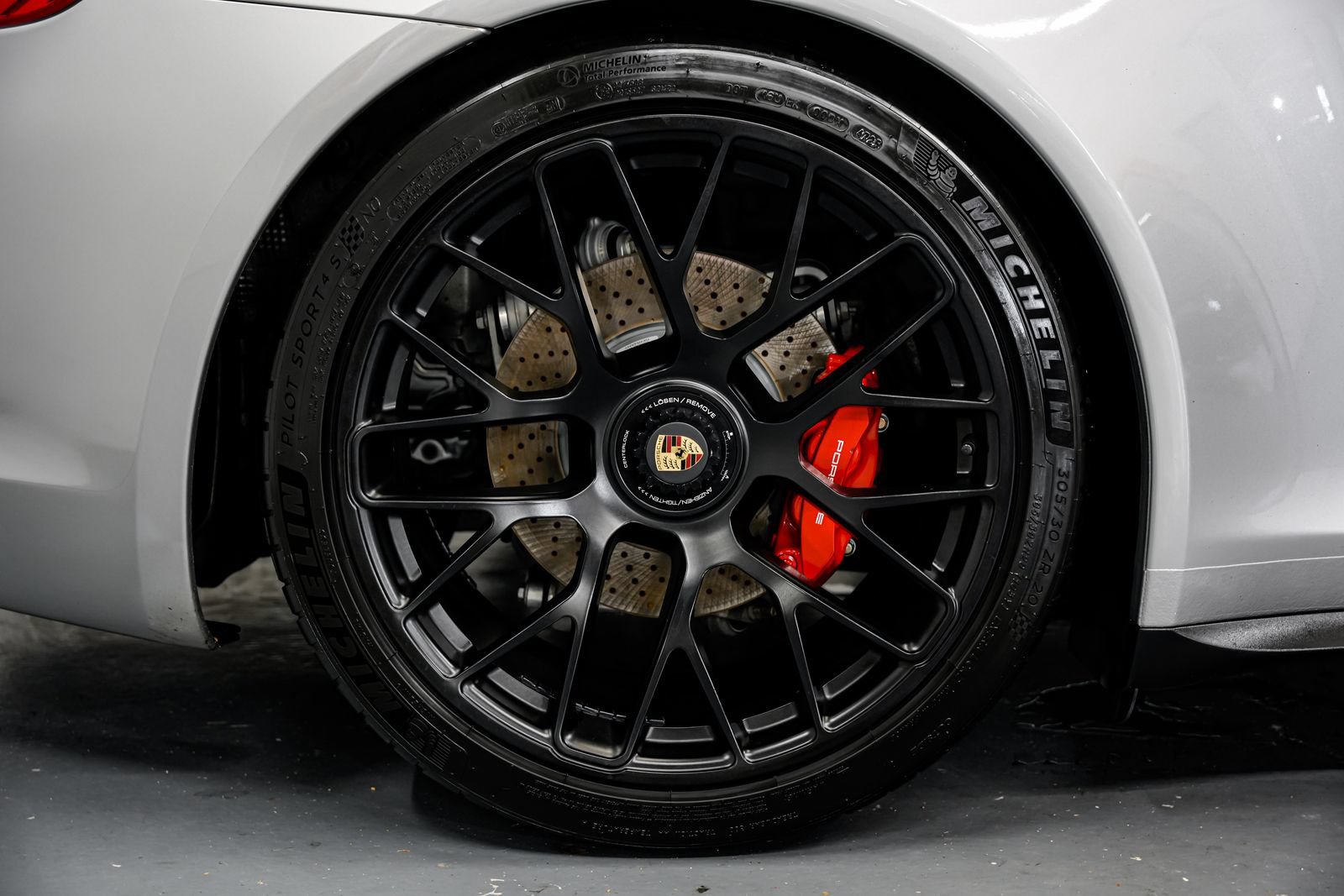 Used 2015 Porsche 911 Carrera GTS RWD image 47