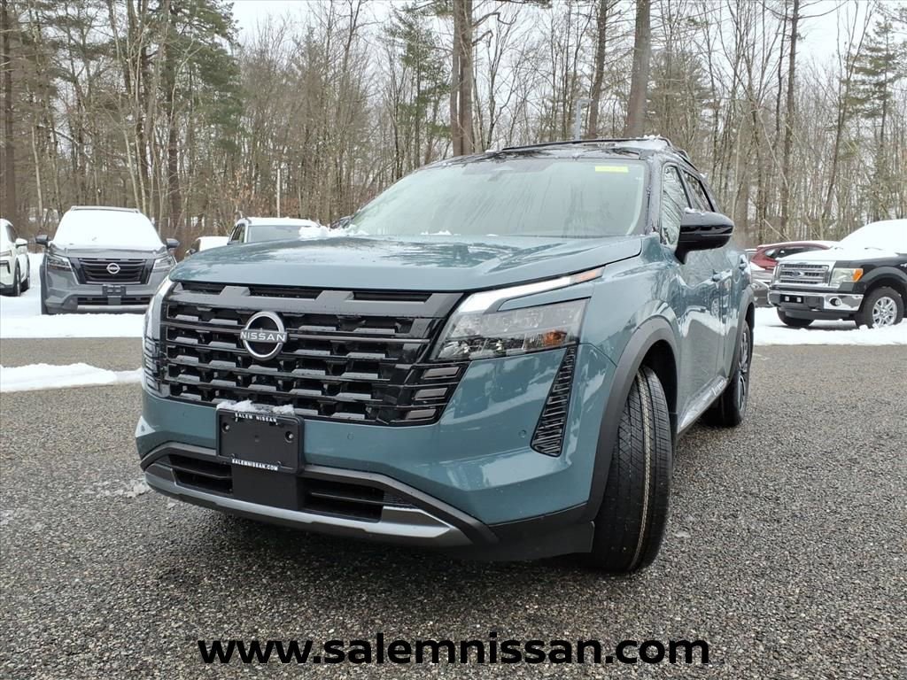 New 2026 Nissan Pathfinder Platinum w/ Cargo Package image 3