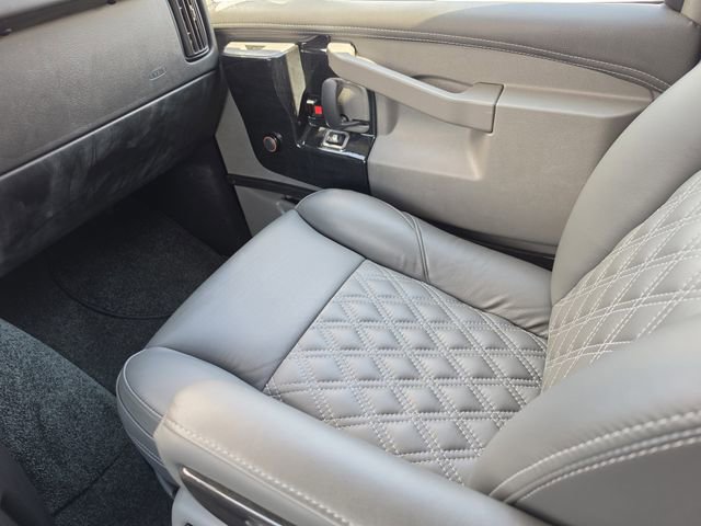 New 2024 Chevrolet Express 2500 Extended image 18