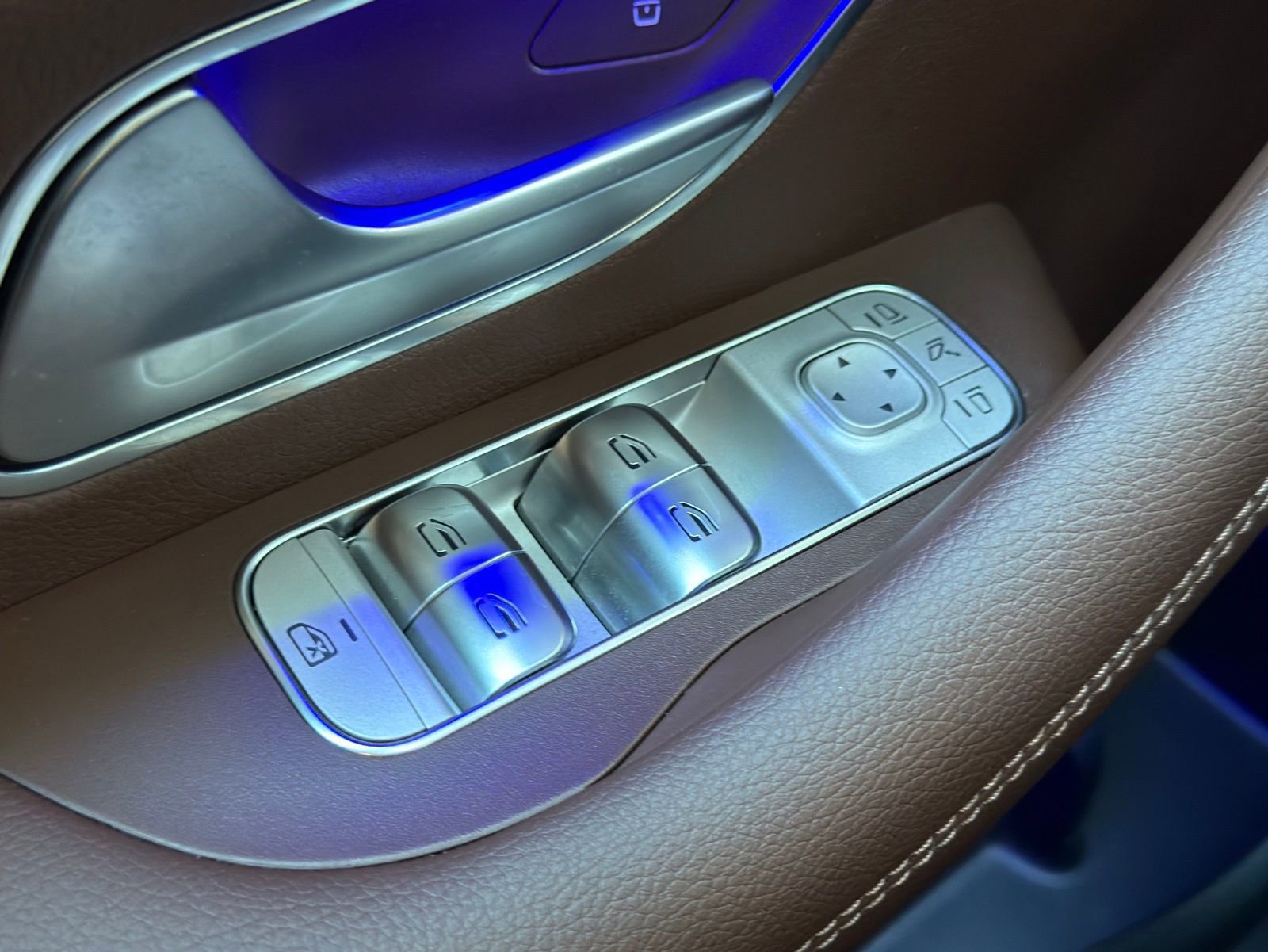 Certified 2024 Mercedes-Benz GLE 450 GLE 450 image 23