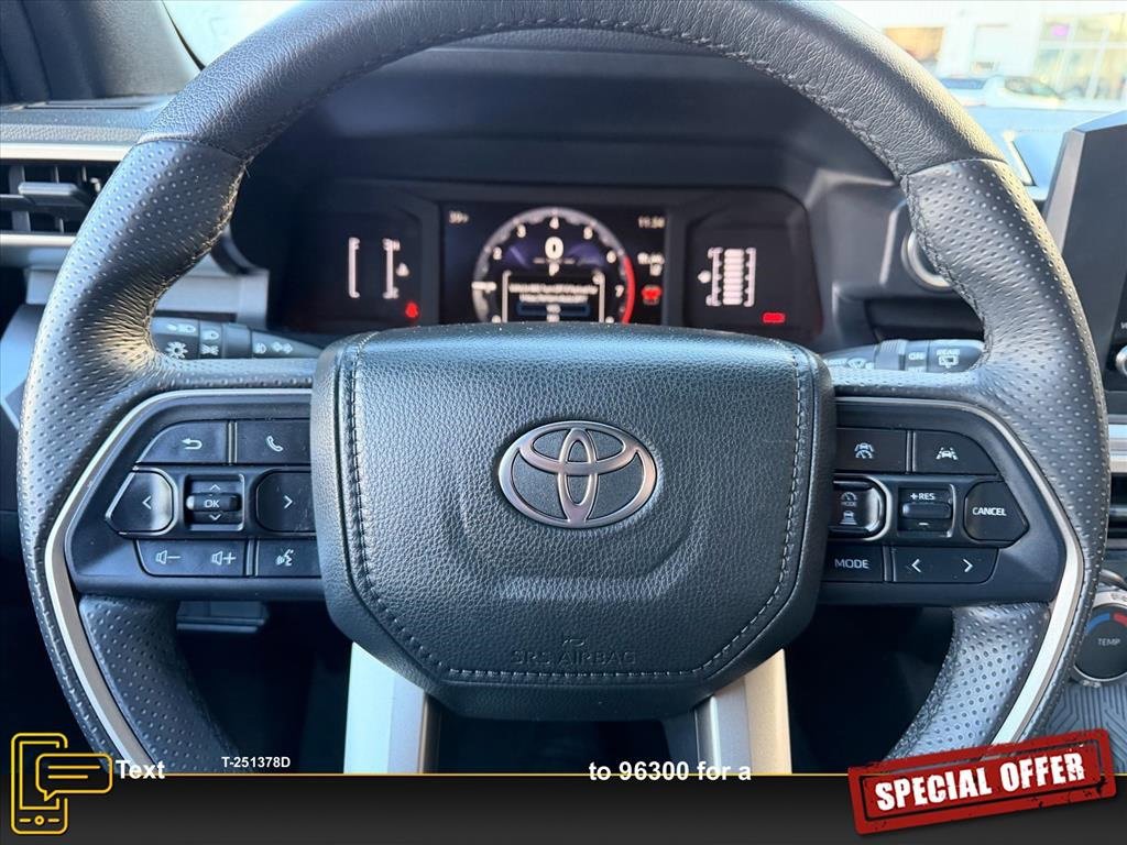 Used 2025 Toyota 4Runner SR5 image 14