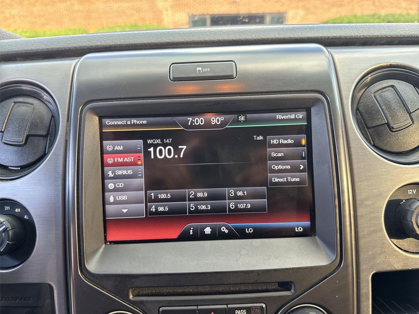 Used 2014 Ford F150 Raptor w/ Equipment Group 801A Luxury AWD/4WD image 15