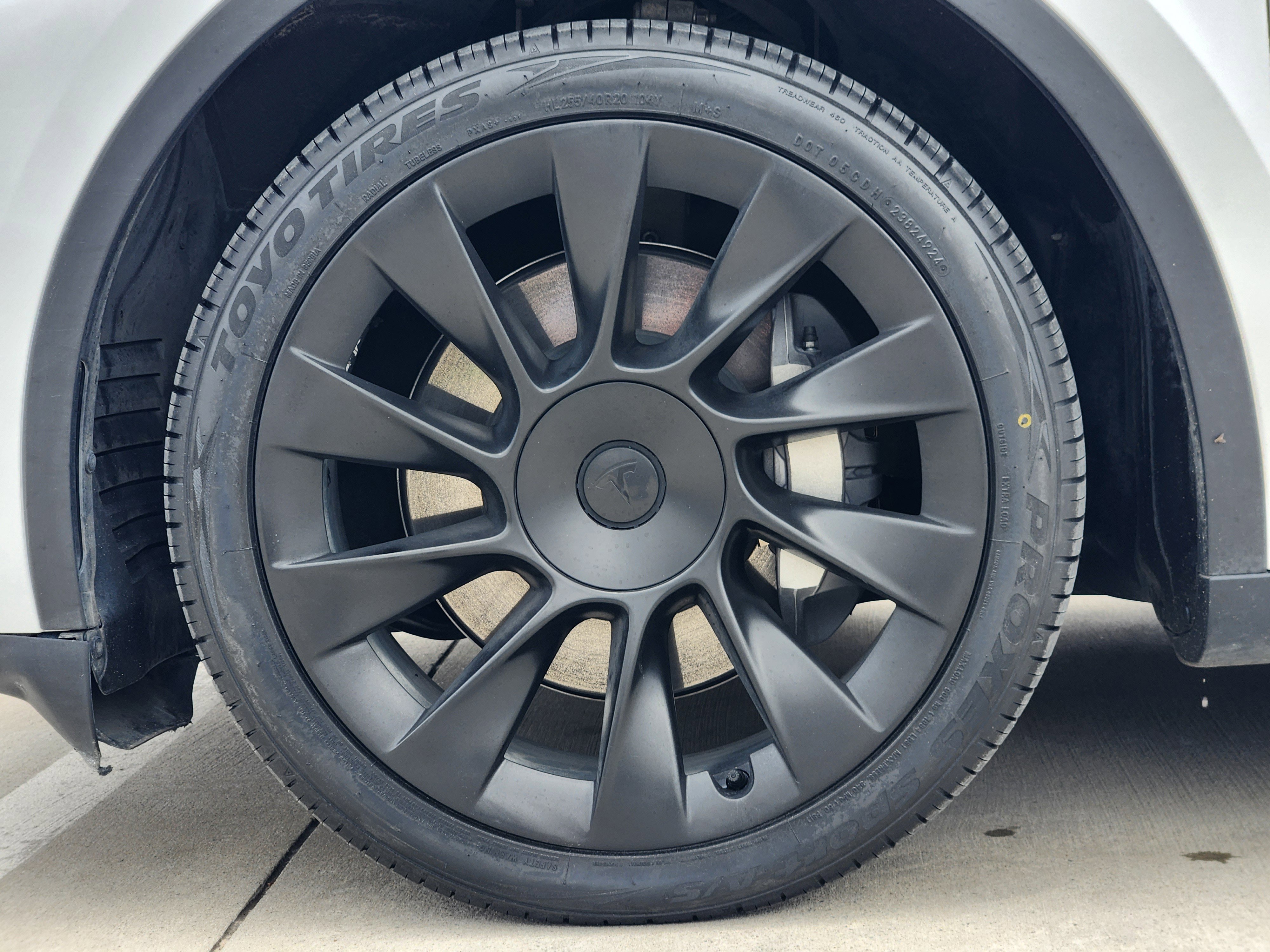 Used 2023 Tesla Model Y Long Range image 11