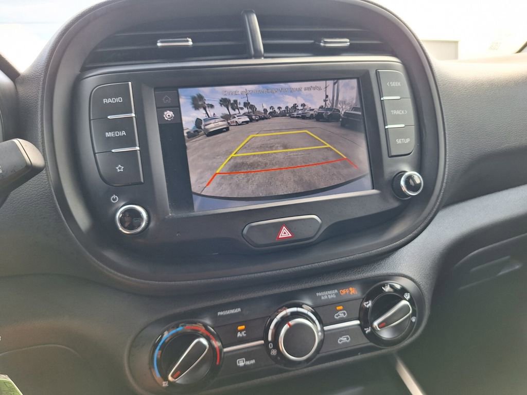 Used 2024 Kia Soul LX w/ Option Group 015 image 19