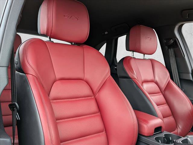 Used 2023 Porsche Macan GTS image 24