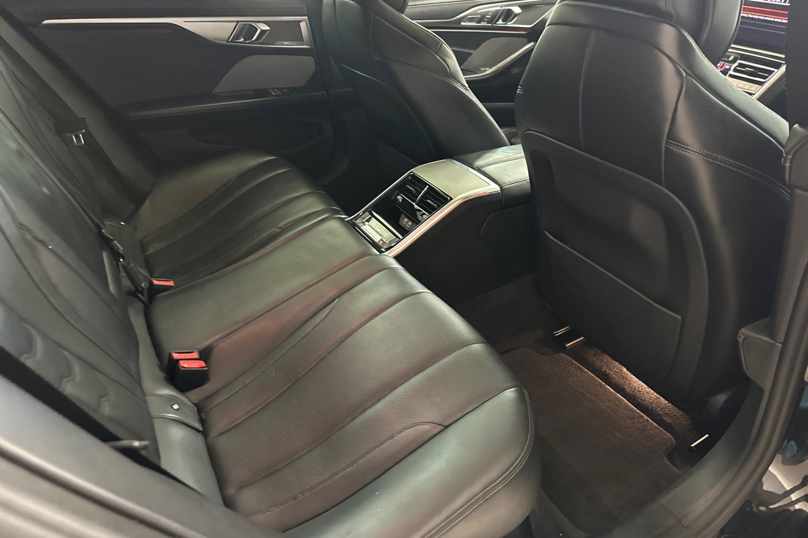 Certified 2023 BMW M850i xDrive AWD/4WD image 33