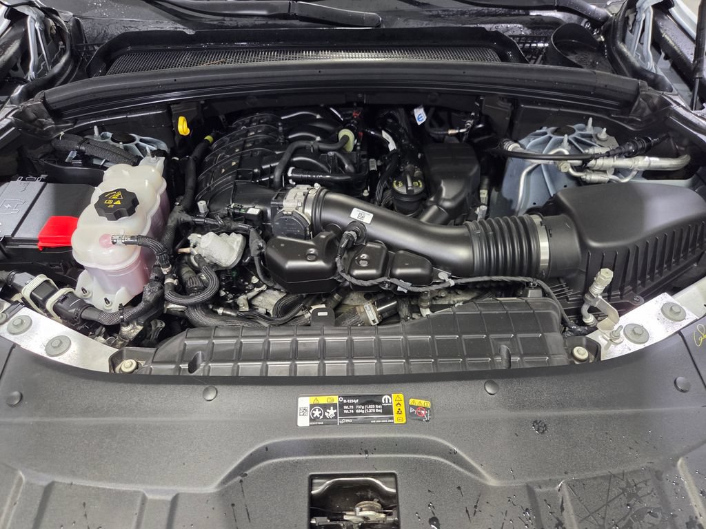 Certified 2024 Jeep Grand Cherokee Laredo X AWD/4WD image 27