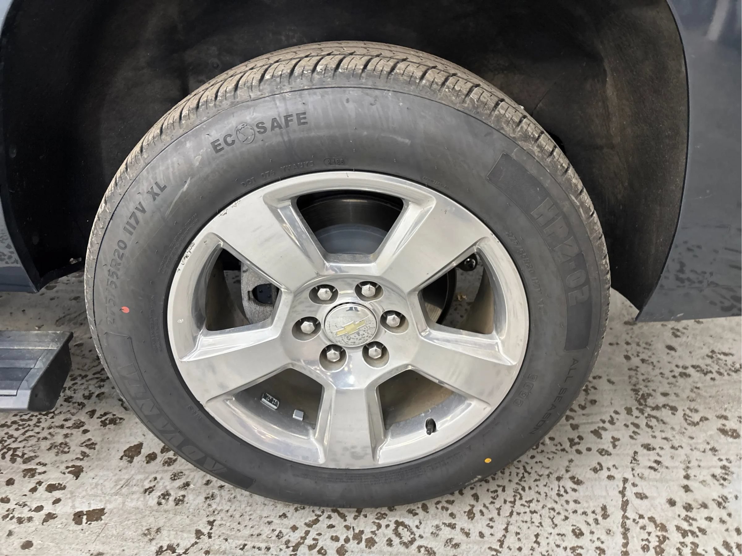 Used 2019 Chevrolet Suburban Premier AWD/4WD image 29