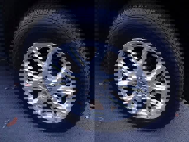 Used 2017 Jeep Cherokee Sport image 22