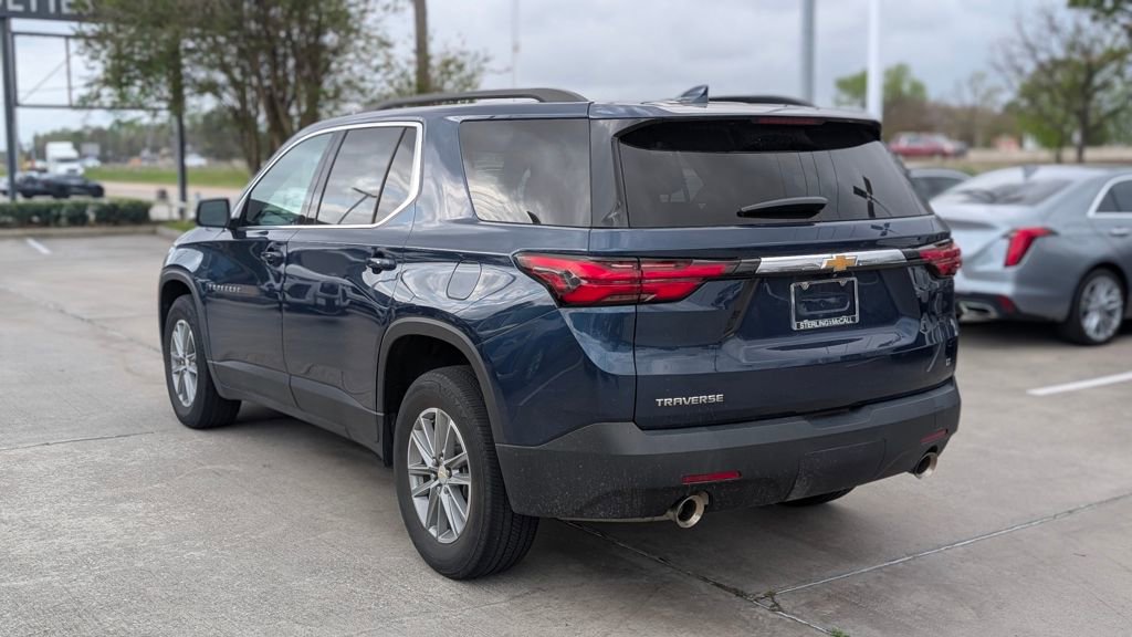Used 2023 Chevrolet Traverse LT image 4