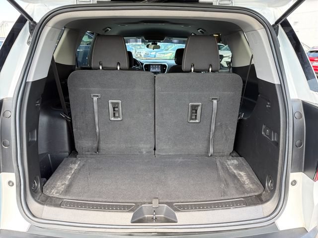 Used 2022 GMC Acadia SLE w/ Elevation Edition FWD image 29