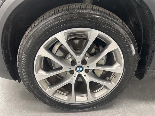 Used 2022 BMW X5 xDrive40i AWD/4WD image 31