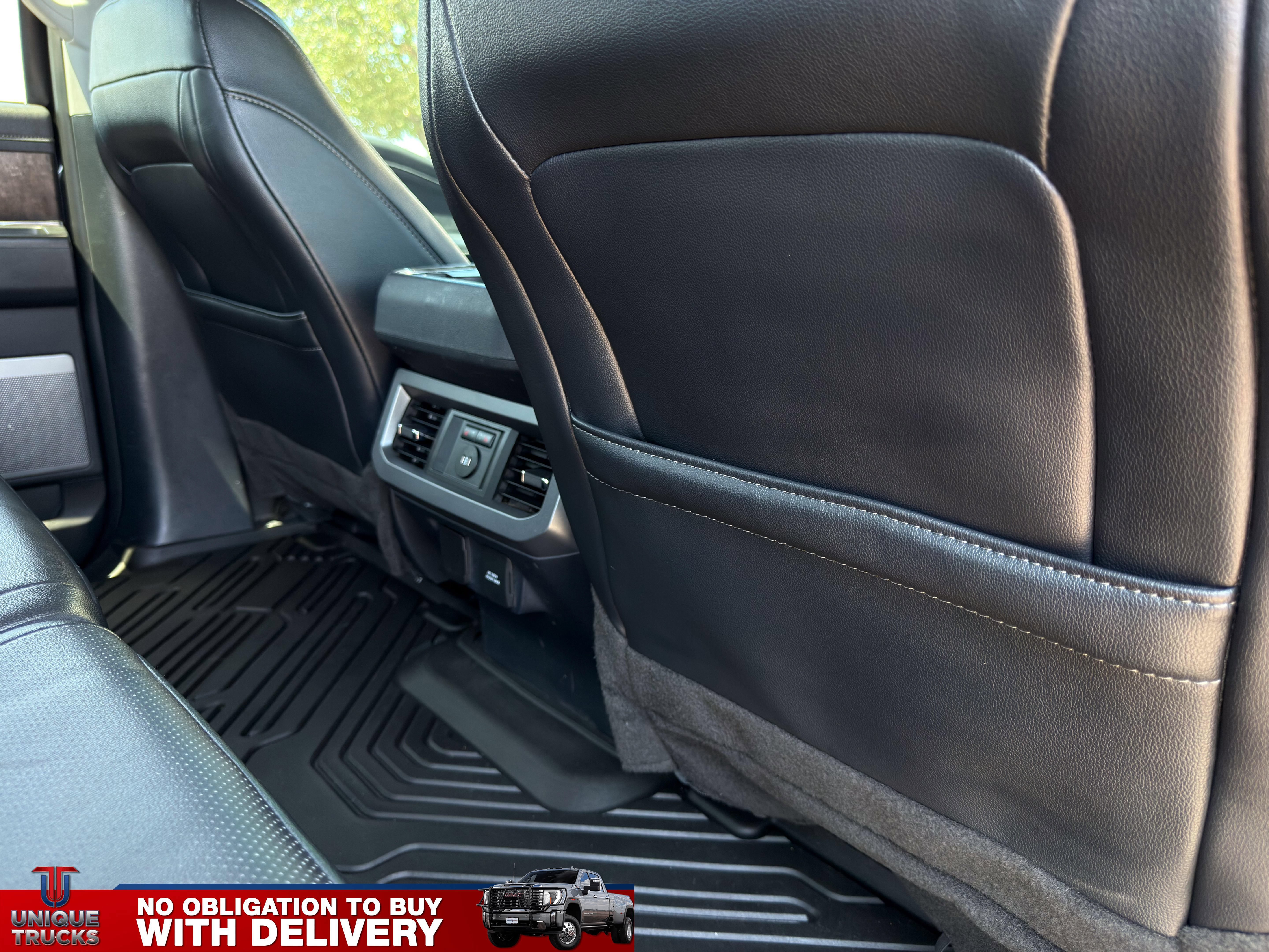 Used 2023 Ford F250 Lariat w/ Lariat Ultimate Package AWD/4WD image 25