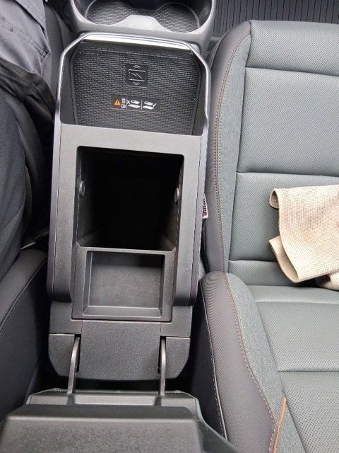 New 2026 GMC Terrain AT4 w/ Convenience Package III image 21