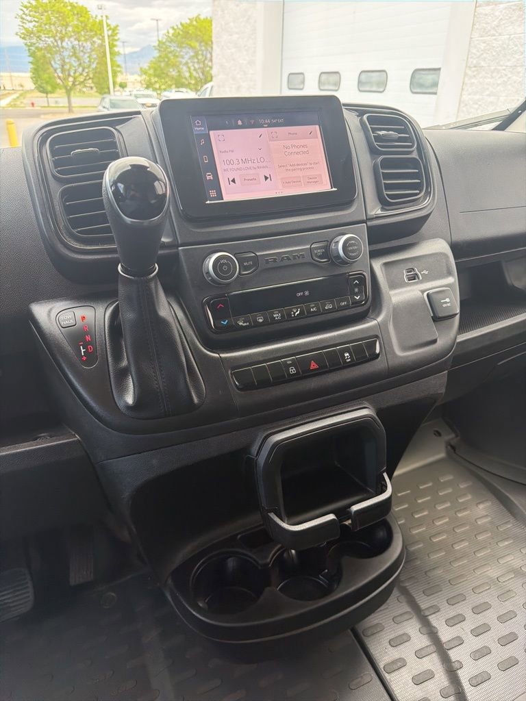 Used 2024 RAM ProMaster 2500 w/ Convenience Group FWD image 15