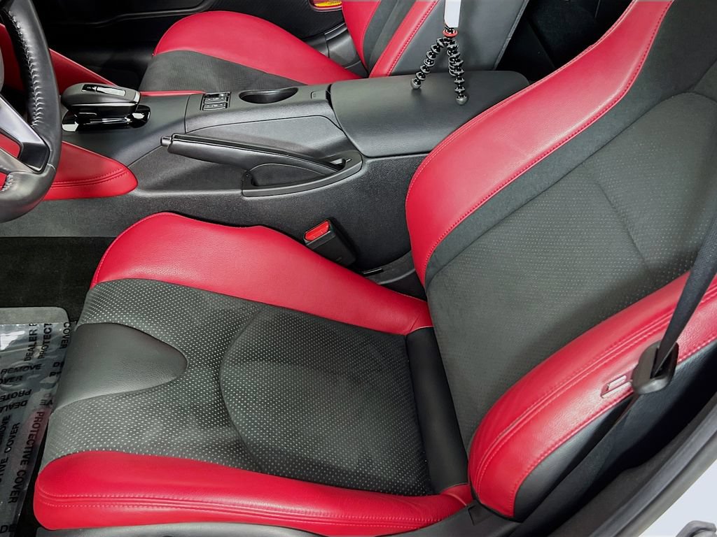 Used 2024 Nissan Z Performance w/ Floor Mat Package RWD image 19