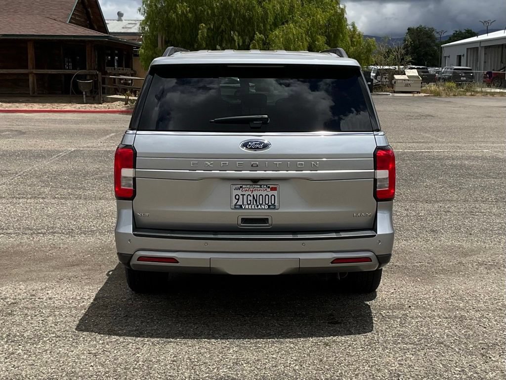 Used 2024 Ford Expedition Max XLT AWD/4WD image 5