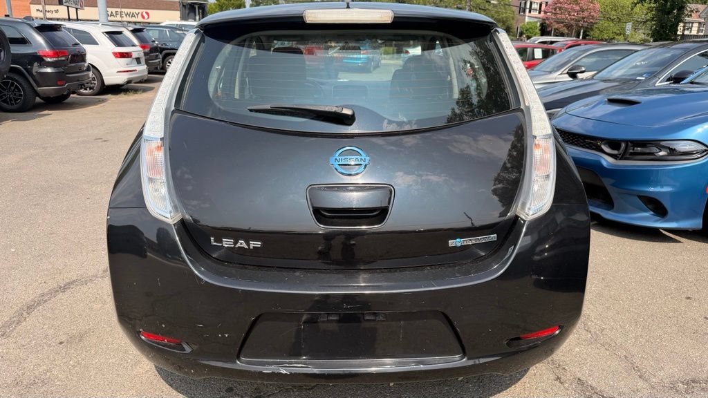 Used 2013 Nissan Leaf FWD image 7