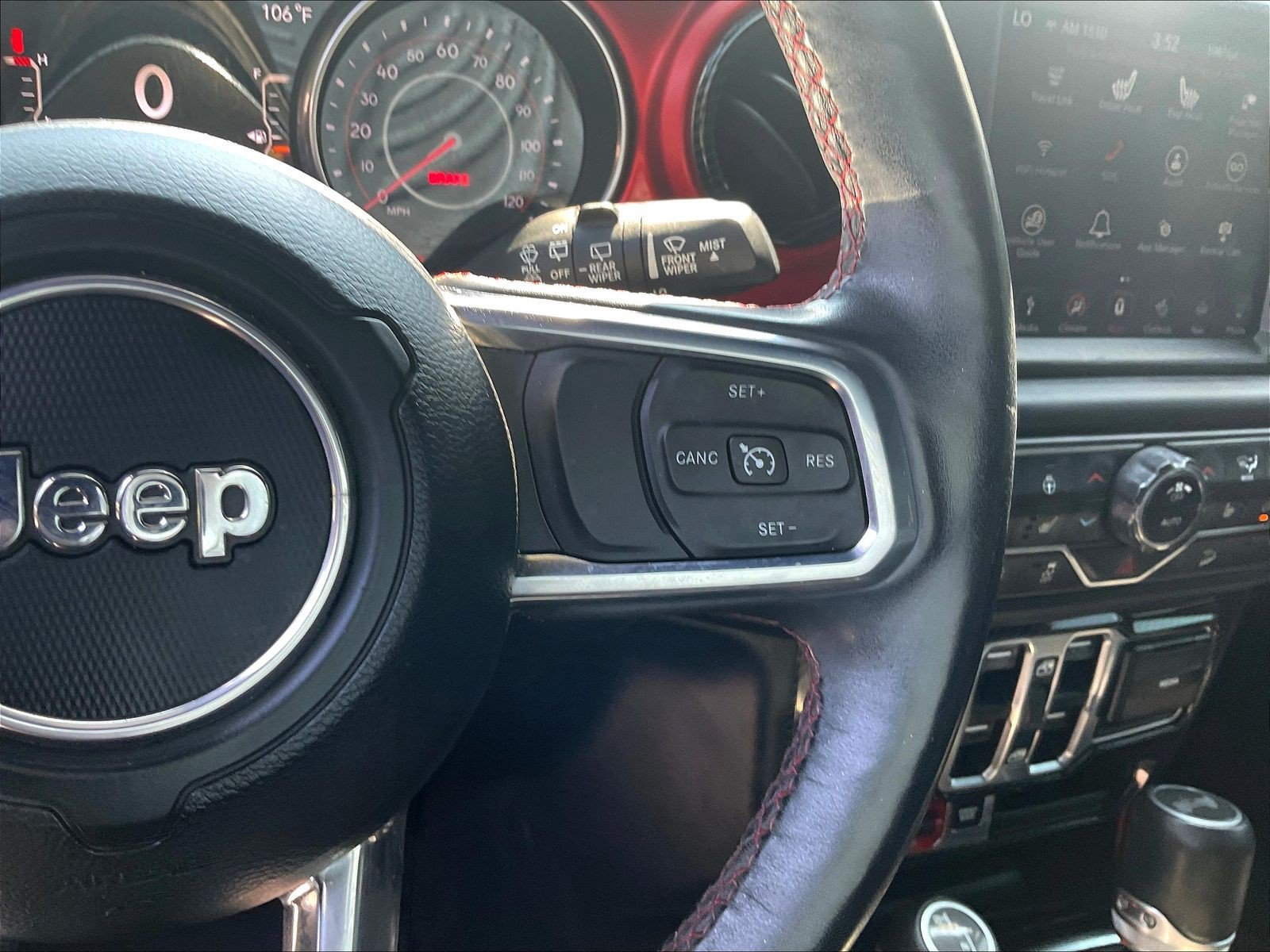 Used 2018 Jeep Wrangler Unlimited Rubicon AWD/4WD image 13