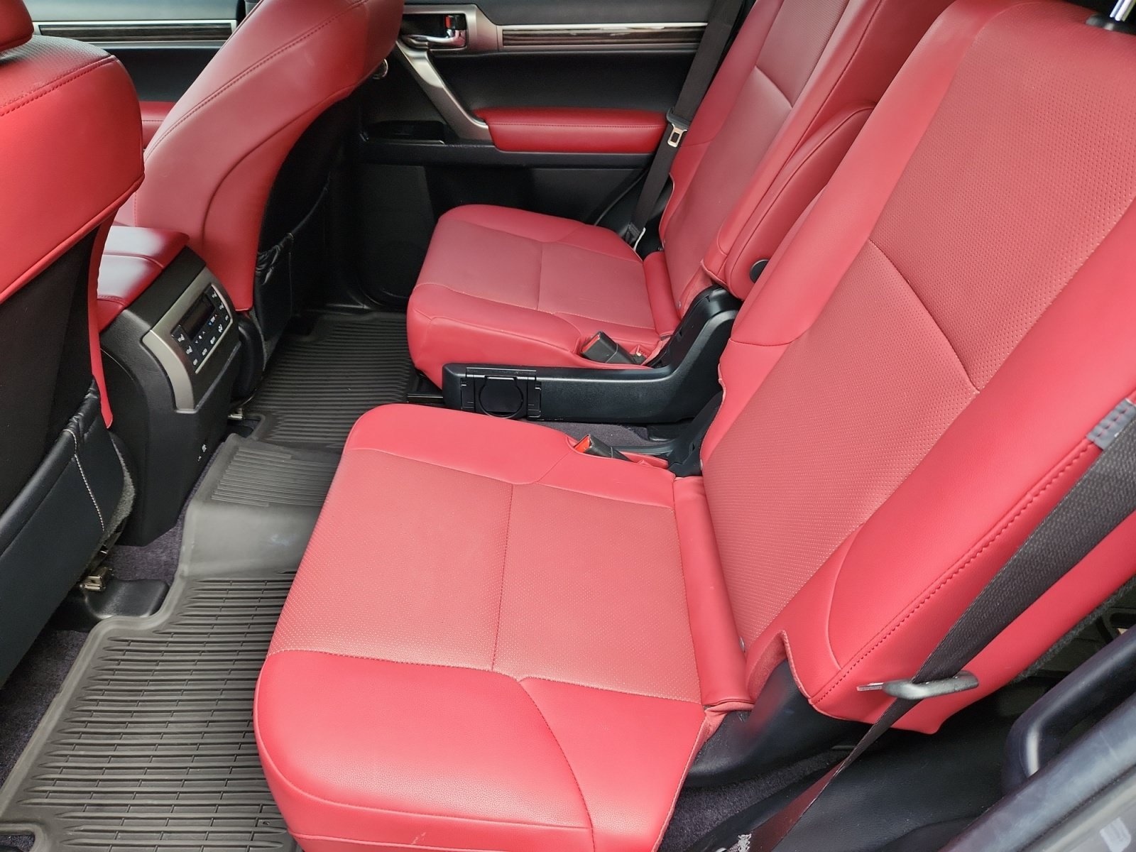Used 2022 Lexus GX 460 Premium w/ Accessory Package AWD/4WD image 17