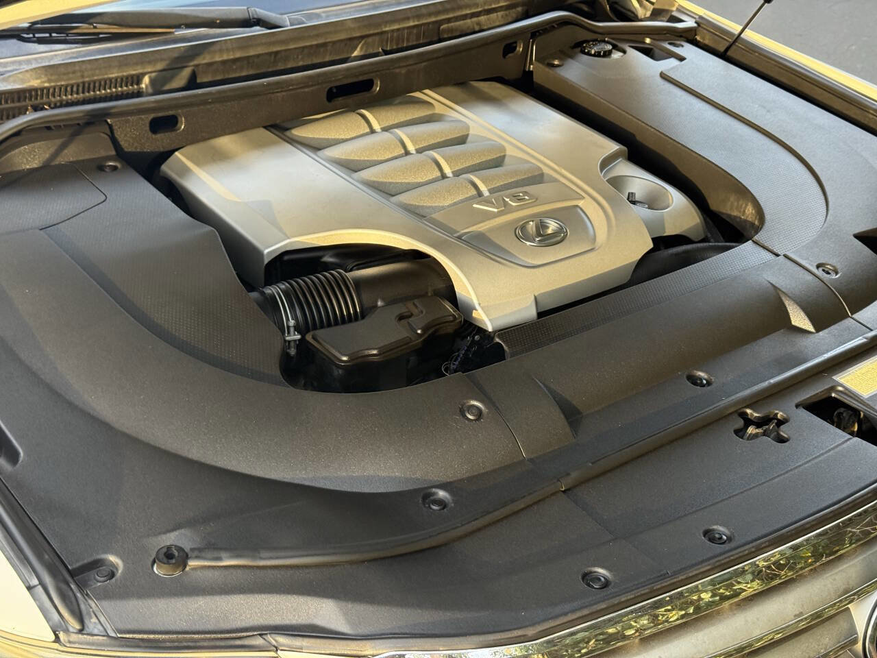 Used 2008 Lexus LX 570 4WD image 9