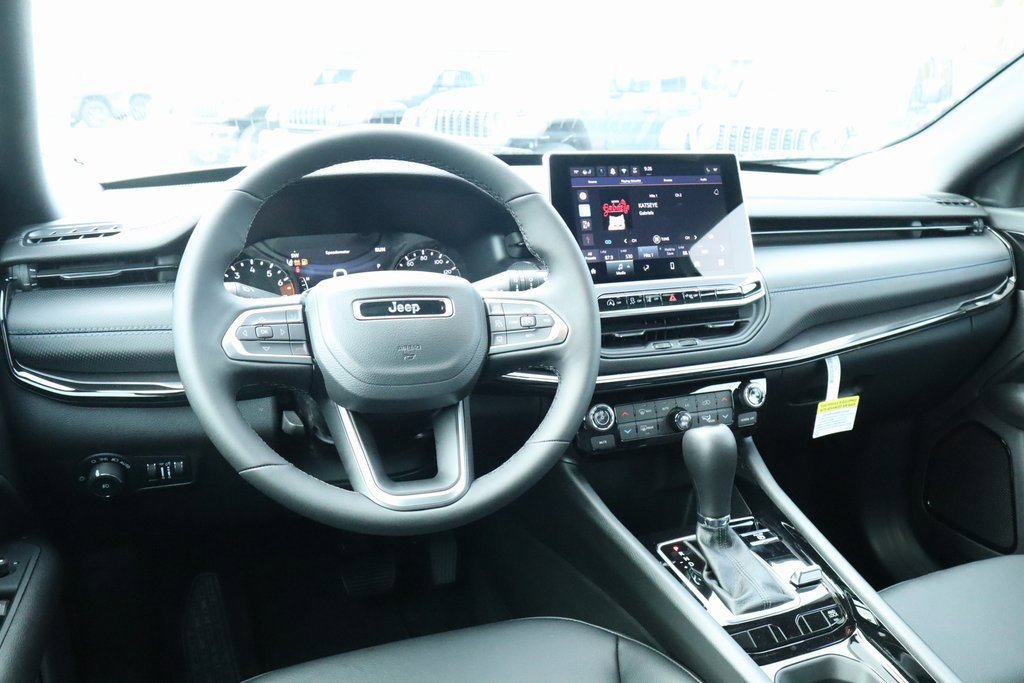 New 2026 Jeep Compass Limited image 2