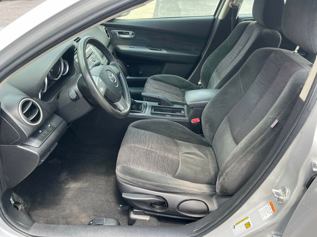Used 2009 MAZDA MAZDA6 i SV FWD image 16