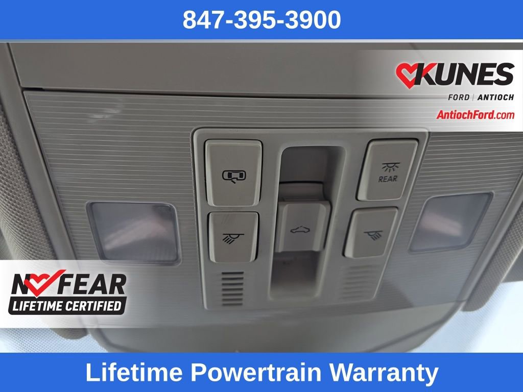 Used 2024 Volkswagen Jetta SE image 40