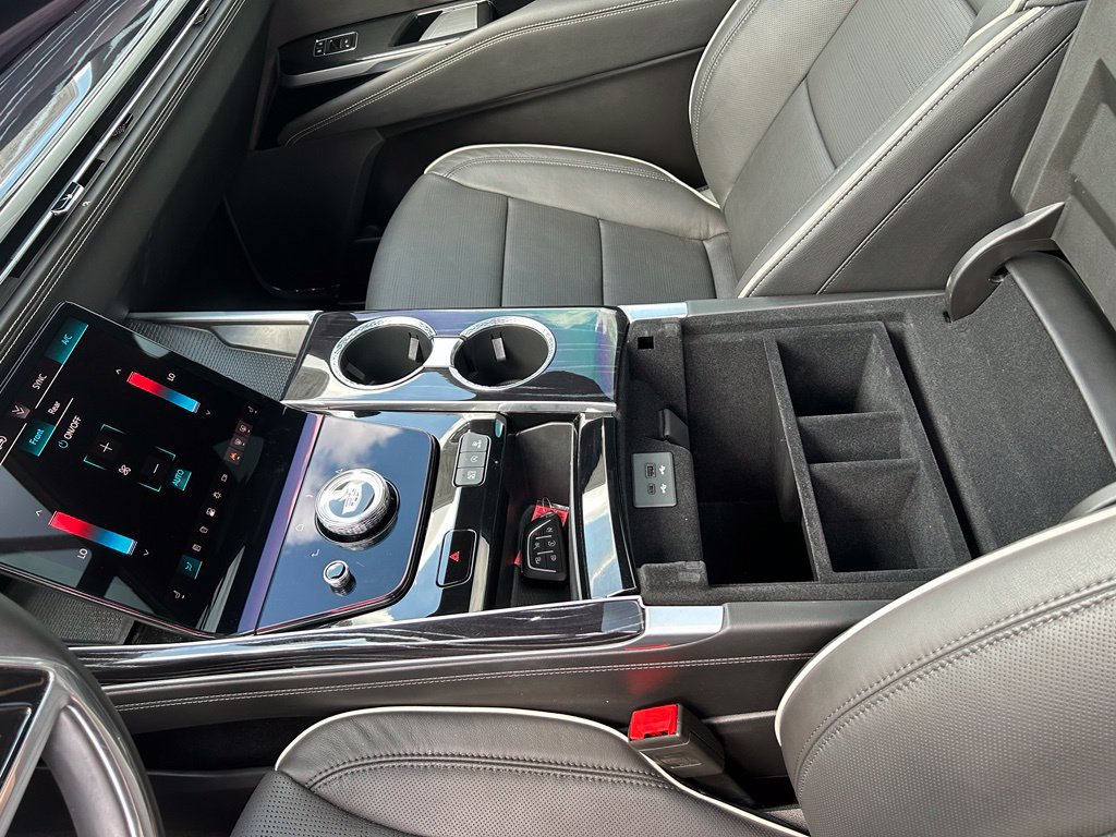 Used 2025 Cadillac Escalade Sport w/ LPO, ONYX Package RWD image 24