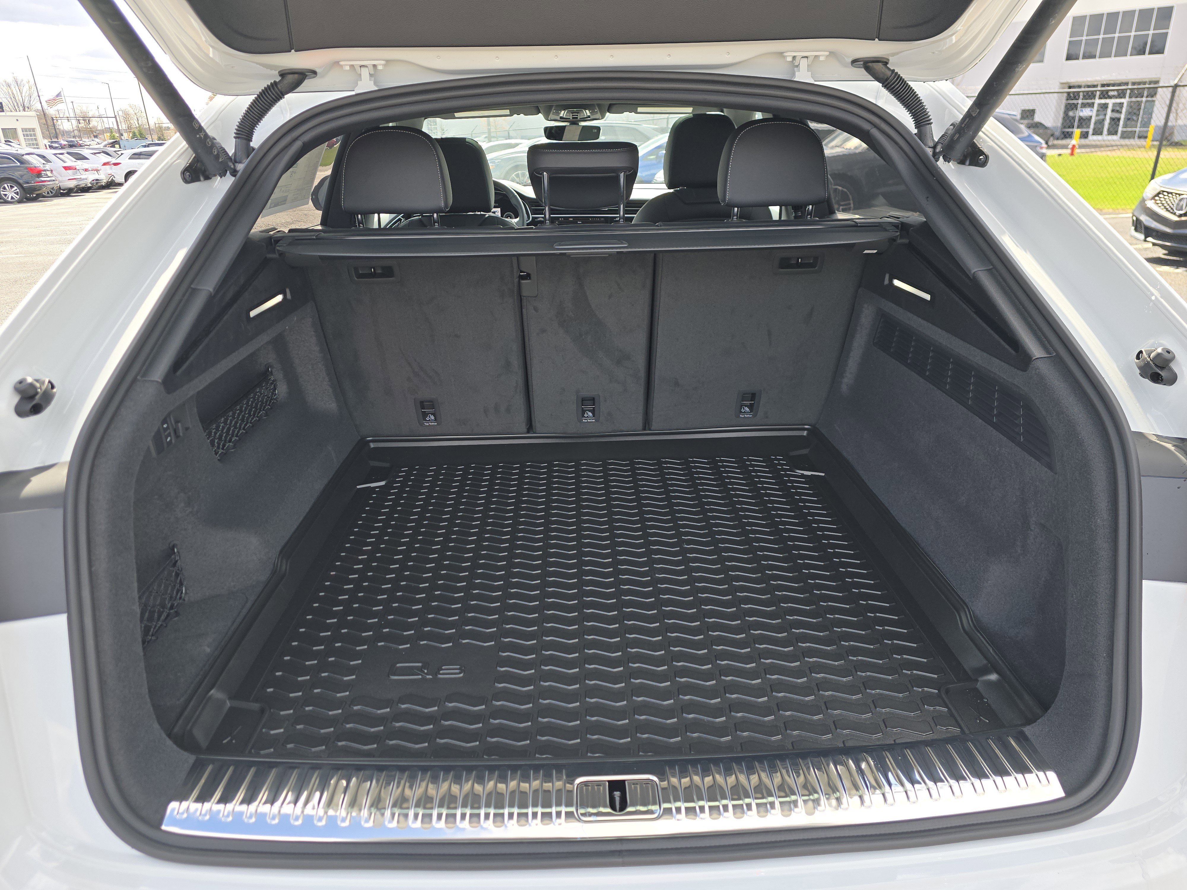 New 2026 Audi Q8 Premium Plus image 15