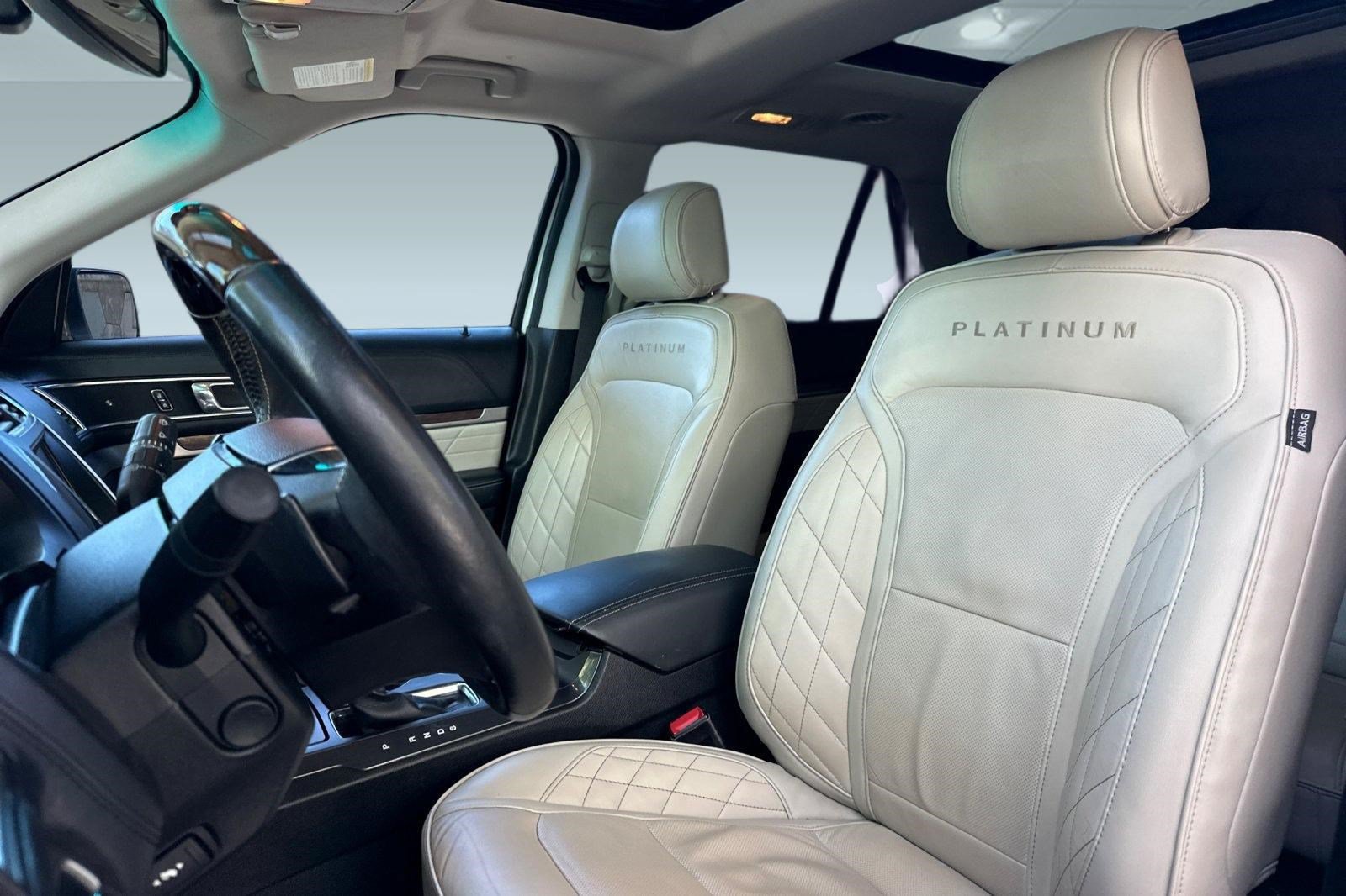 Used 2016 Ford Explorer Platinum AWD/4WD image 31