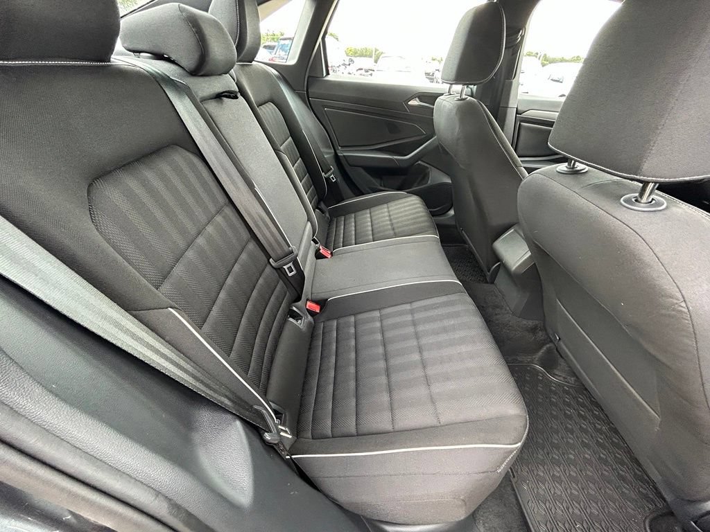 Certified 2024 Volkswagen Jetta Sport FWD image 35