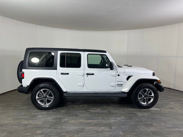 Used 2021 Jeep Wrangler Unlimited Sahara image 5
