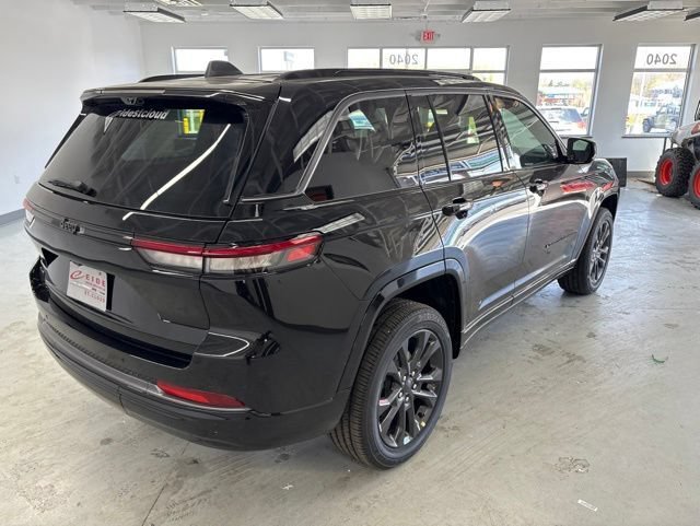 New 2026 Jeep Grand Cherokee Limited AWD/4WD image 7