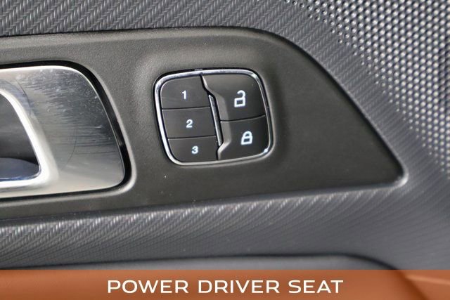 Used 2025 Ford Mustang GT Premium image 21