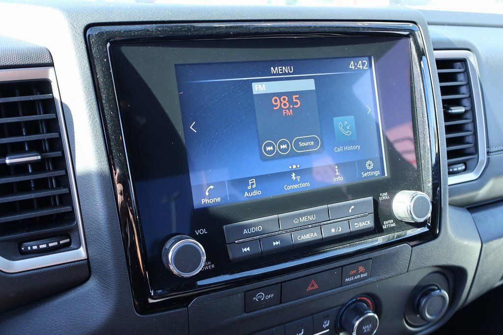 Used 2024 Nissan Frontier SV w/ Technology Package image 5