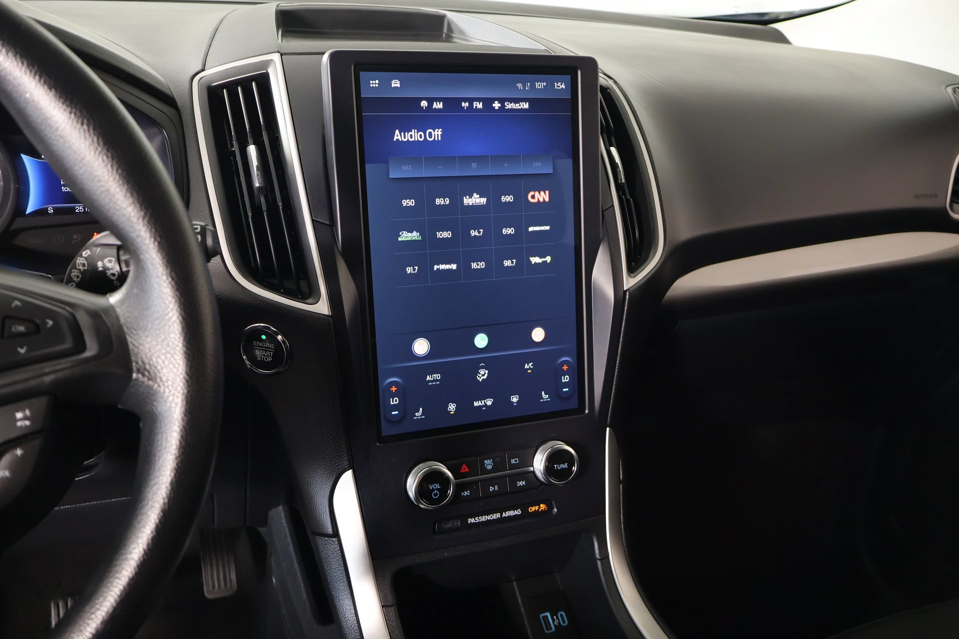 Used 2023 Ford Edge SEL AWD/4WD image 5