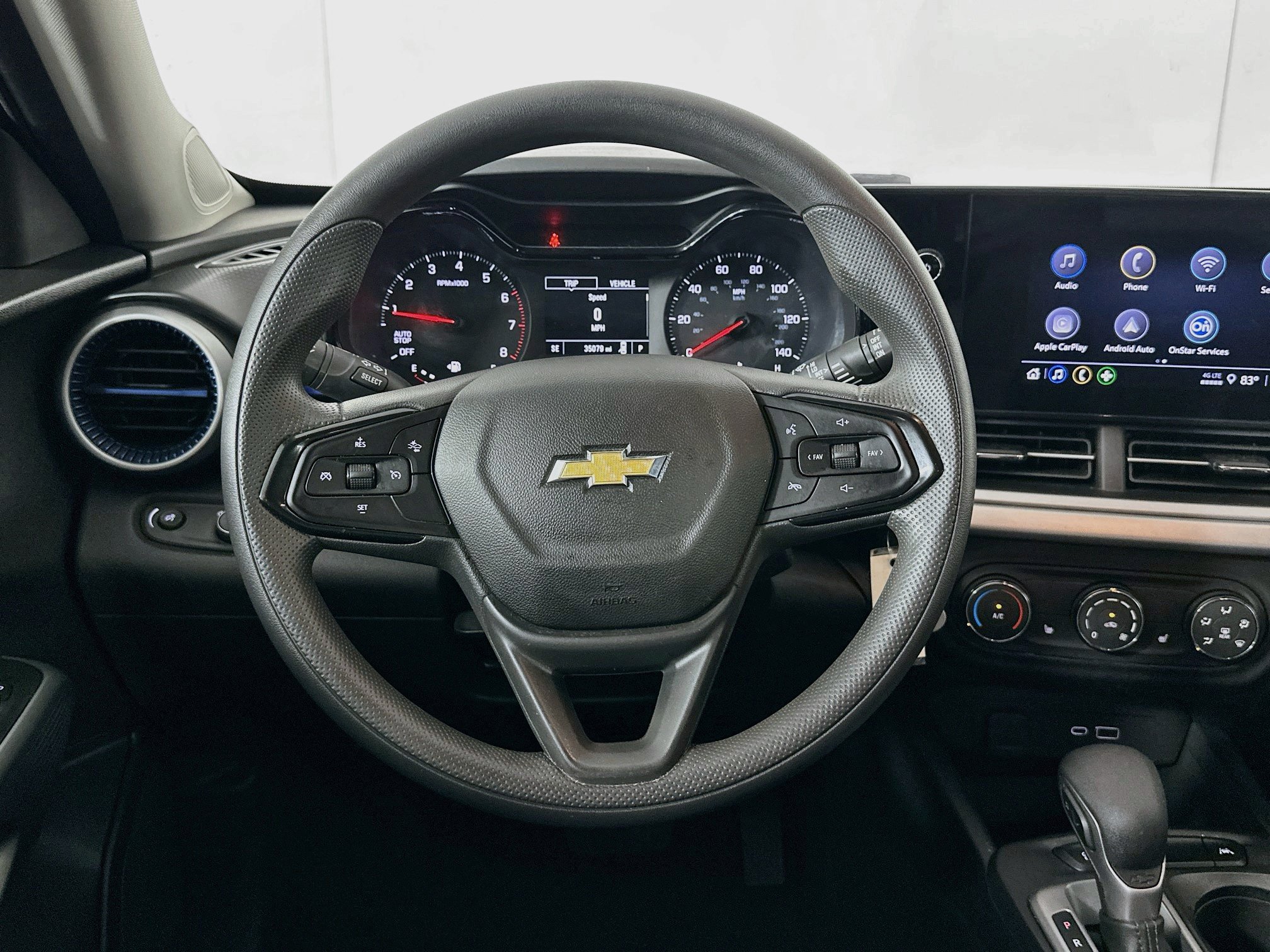 Used 2024 Chevrolet Trax LS w/ LS Convenience Package FWD image 17