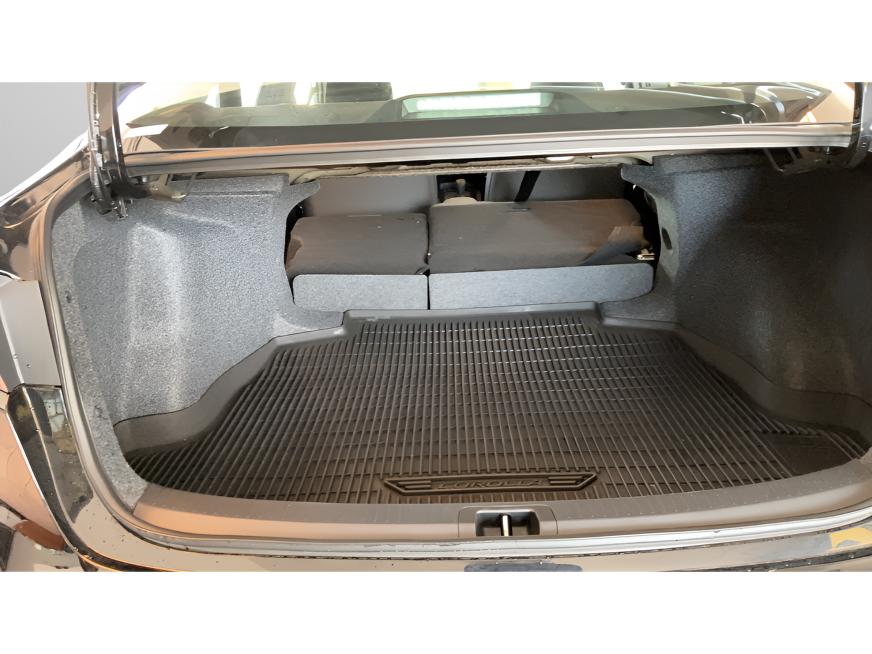 Certified 2026 Toyota Corolla LE FWD image 23