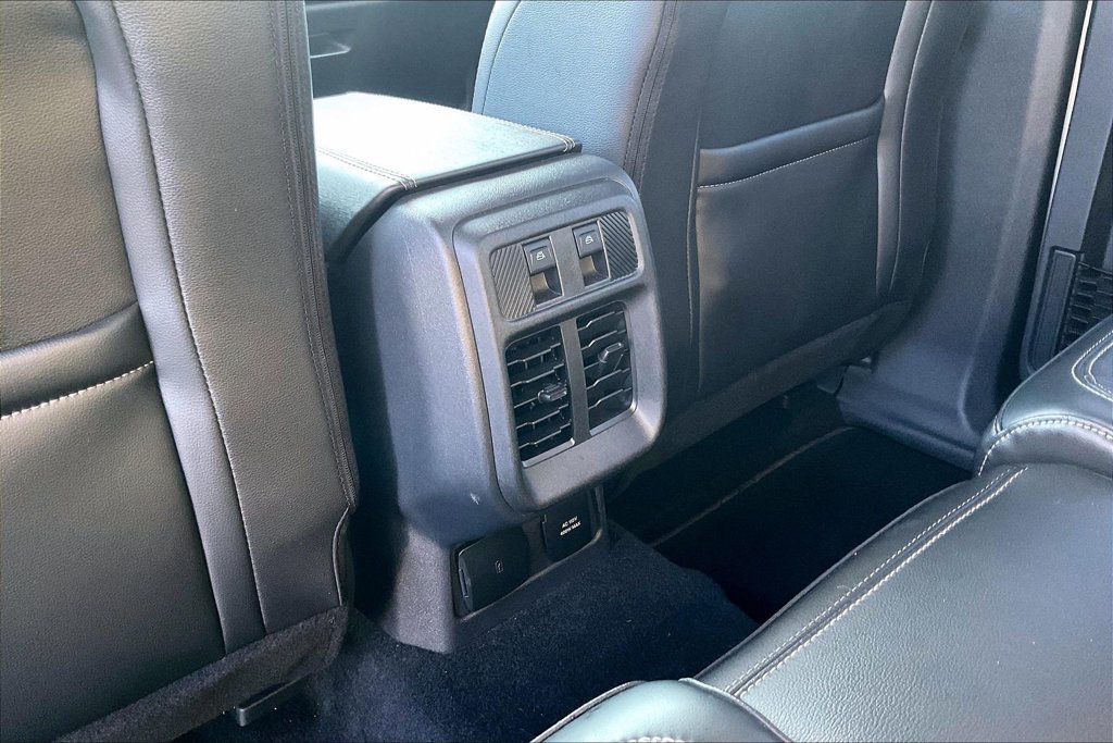 Used 2025 Ford Bronco Outer Banks AWD/4WD image 12