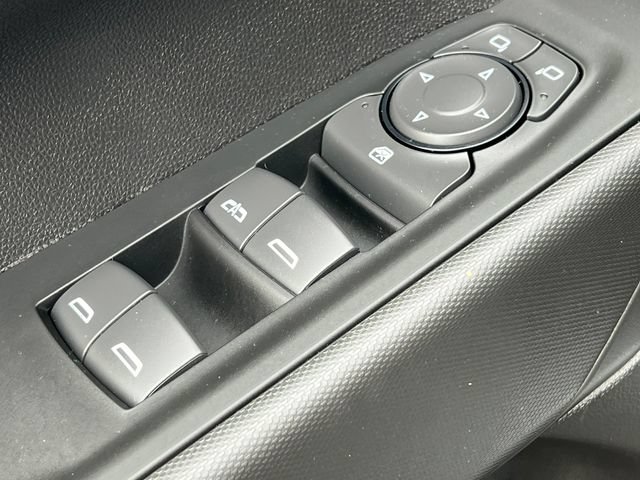 Used 2026 Chevrolet Silverado 1500 Custom Trail Boss w/ Dark Appearance Package AWD/4WD image 23