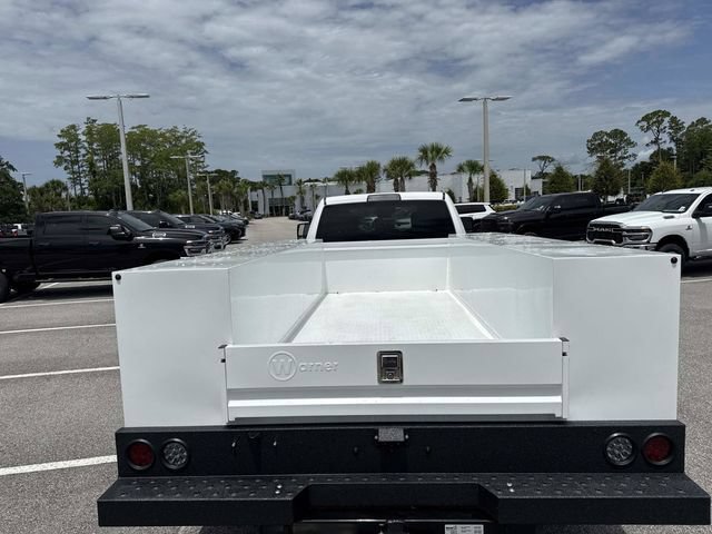 New 2026 RAM 5500 Tradesman w/ Chrome Appearance Group AWD/4WD image 6