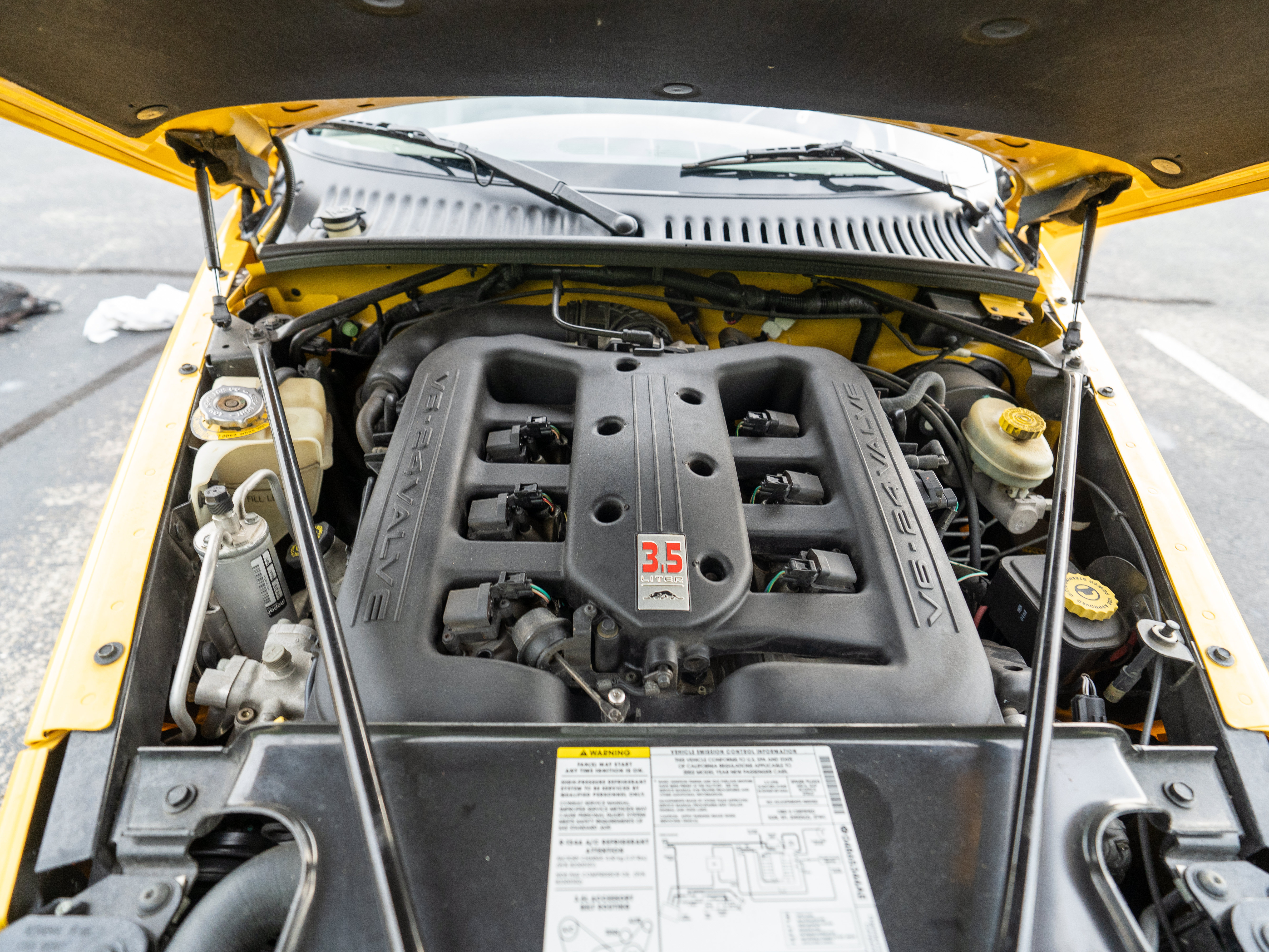 Used 2002 Chrysler Prowler RWD image 30