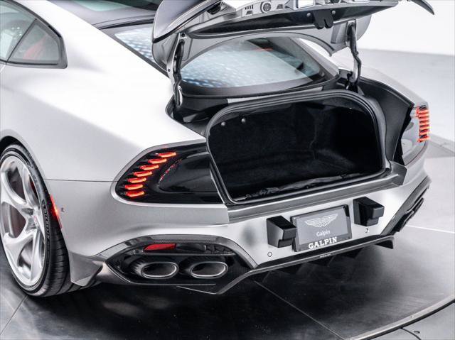 Used 2025 Aston Martin Vanquish RWD image 48