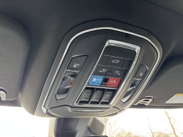 Used 2023 Jeep Wagoneer Series III w/ Premium Group I image 54