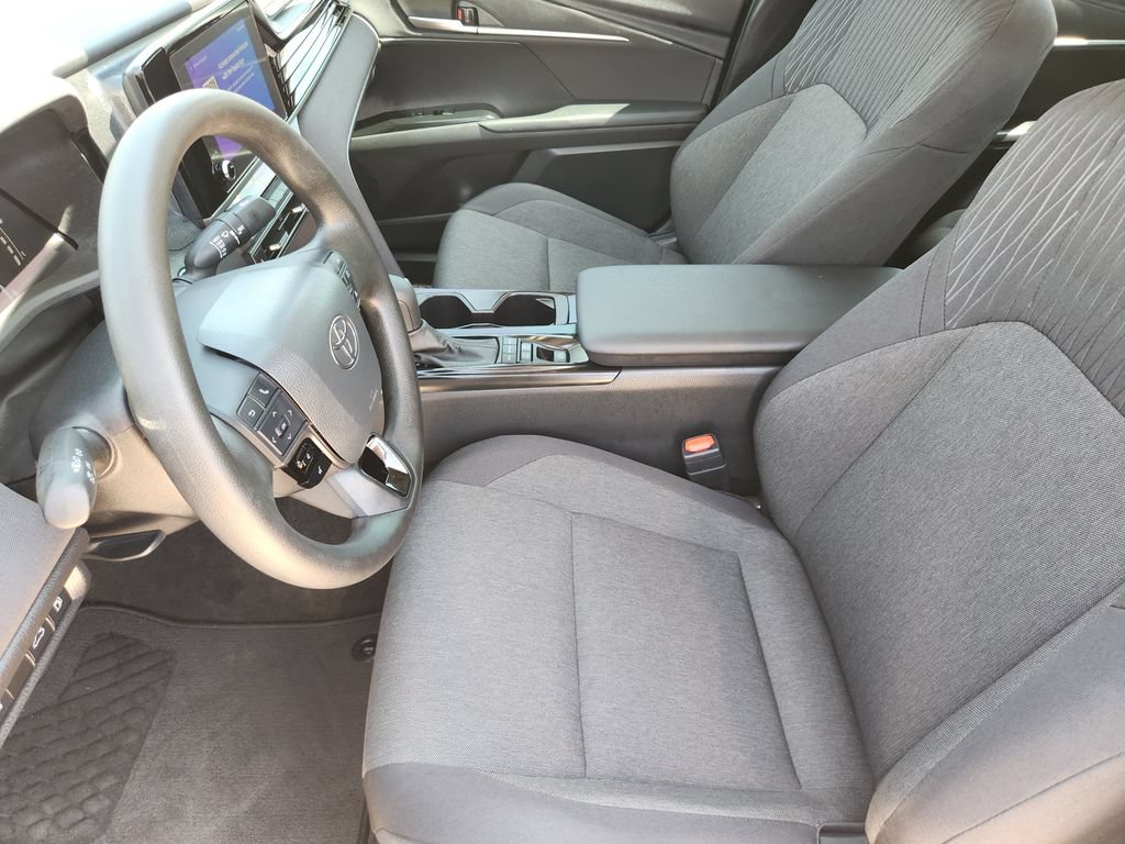 Used 2026 Toyota Camry LE FWD image 16