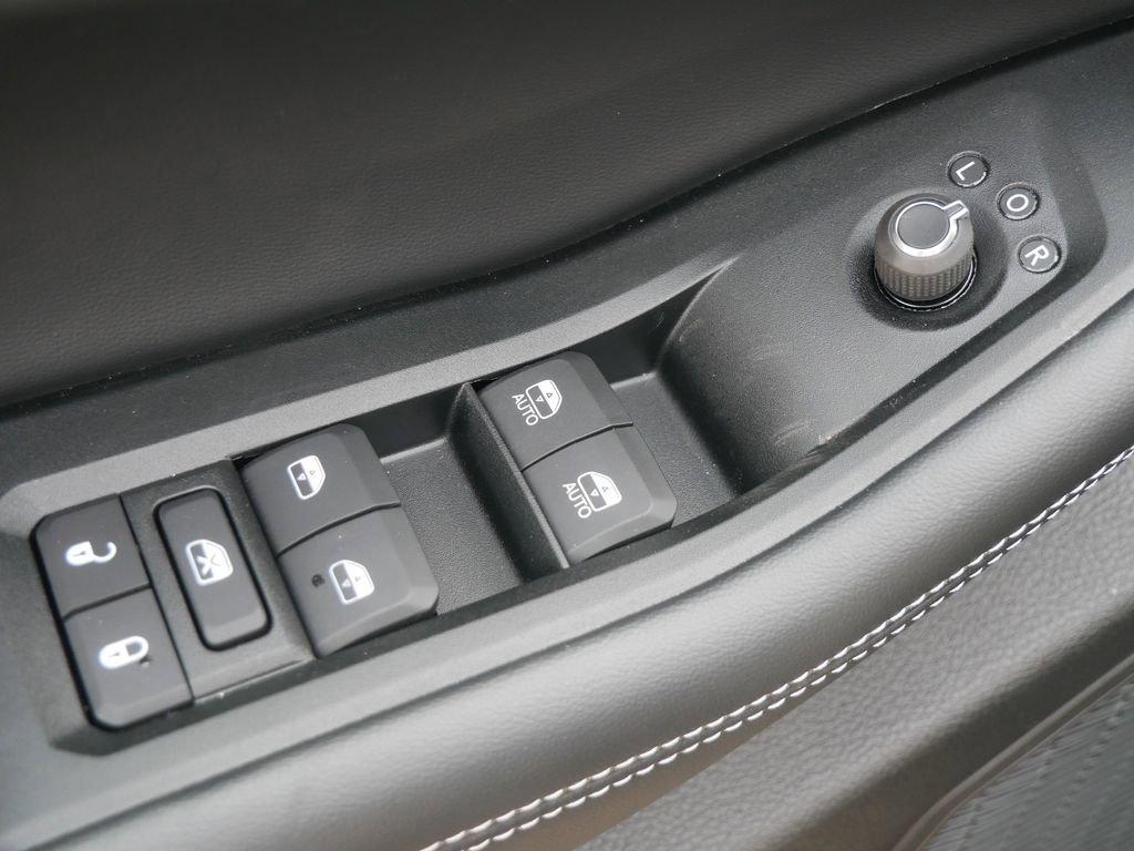 New 2025 Jeep Grand Cherokee Limited w/ Trailer Tow Package image 31